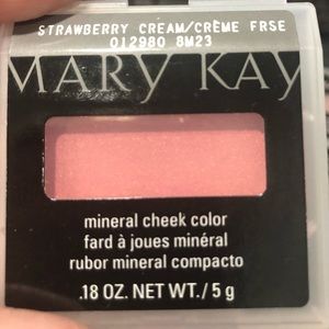 Mineral Check Color-Strawberry